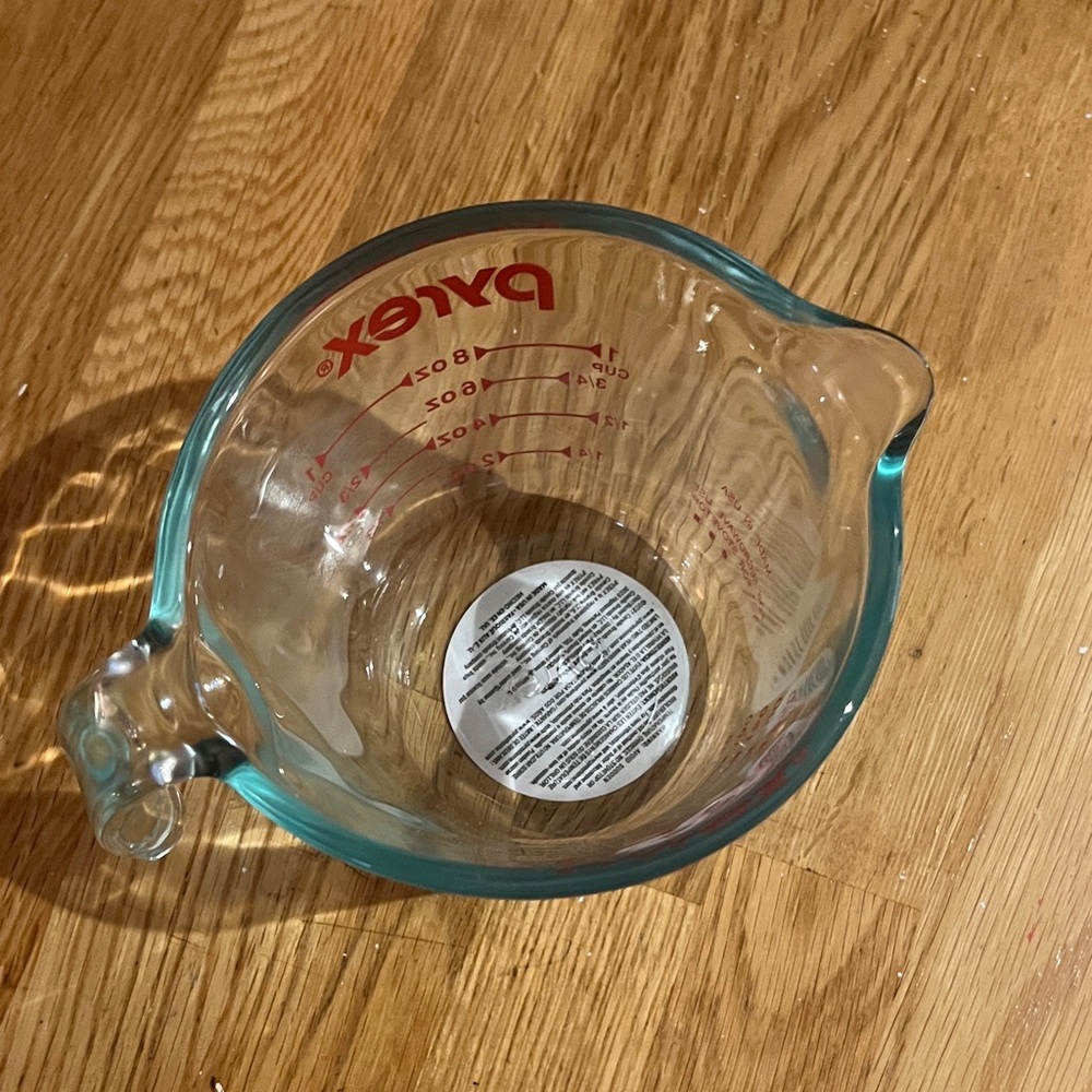 Measuring Cup - Picture 3 of 4